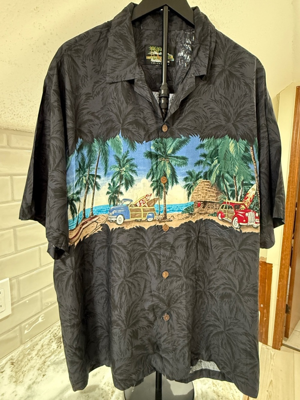 Hawaiian Resort Collection Black Scenic Surfboard Aloha Shirt 2XL